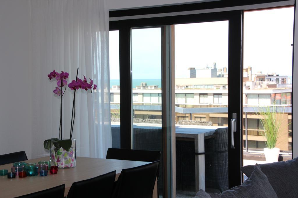 Apartamento Duplex Penthouse Plaza De Panne Habitación foto